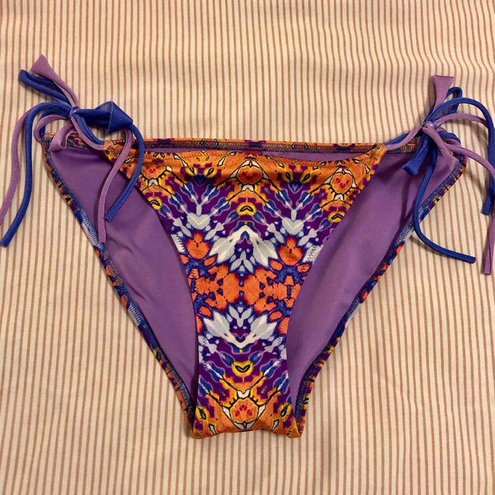 NWOT Victoria’s Secret Tie-Dye Boho Swim Bottoms